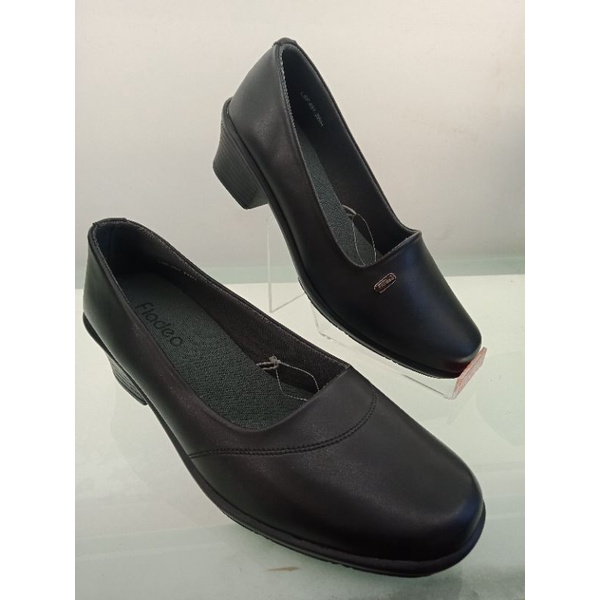 SEPATU KERJA WANITA  fantofel FLADEO