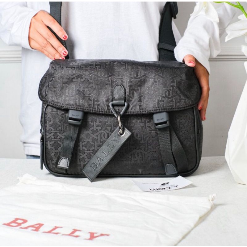 Bally Catch Monogram Tote In Full Black - ORIGINAL 100%