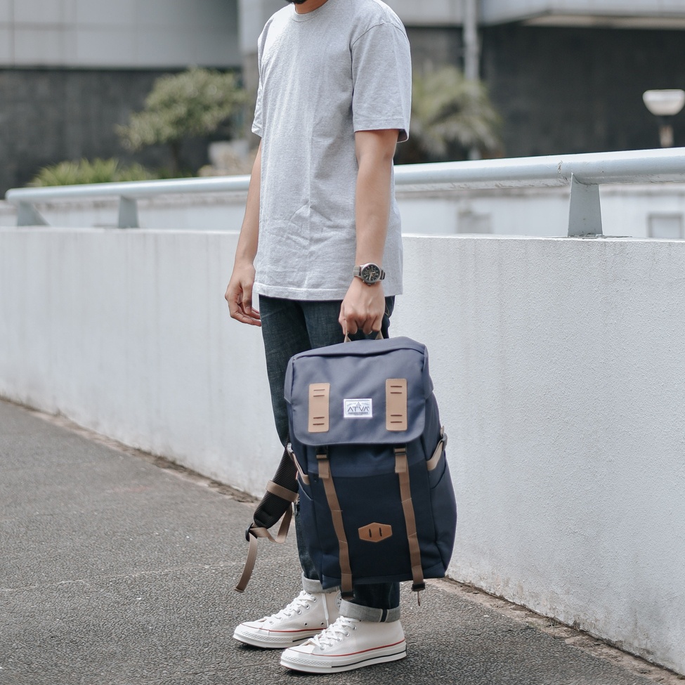 BORA NAVY ORIGINAL x ATVA Tas Ransel Casual Biru Dongker Pria Daily Backpack Kuliah Kampus Kerja Kantor Sekolah SMA SMK Remaja Dewasa Tas Punggung Laptop Ukuran Besar 14 Inch Bagpack Distro Jalan Traveling Premium Outdoor Travel Bag Keren Terbaru Kekinian