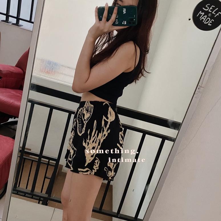 YER.31Oc22e • H&M MONKI Lounge Satin Viscose Shorts Hnm Short Pants Home Celana Pendek Tidur Celpen 