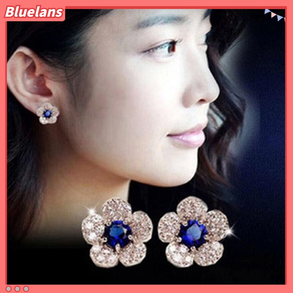 Bluelans Earrings Flower Shape Design Charming Alloy Rhinestones Inlaid Ear Studs for Women