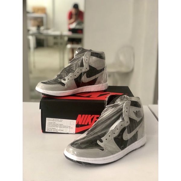 Air jordan 1 high shadow 2.0 BNIB - 43