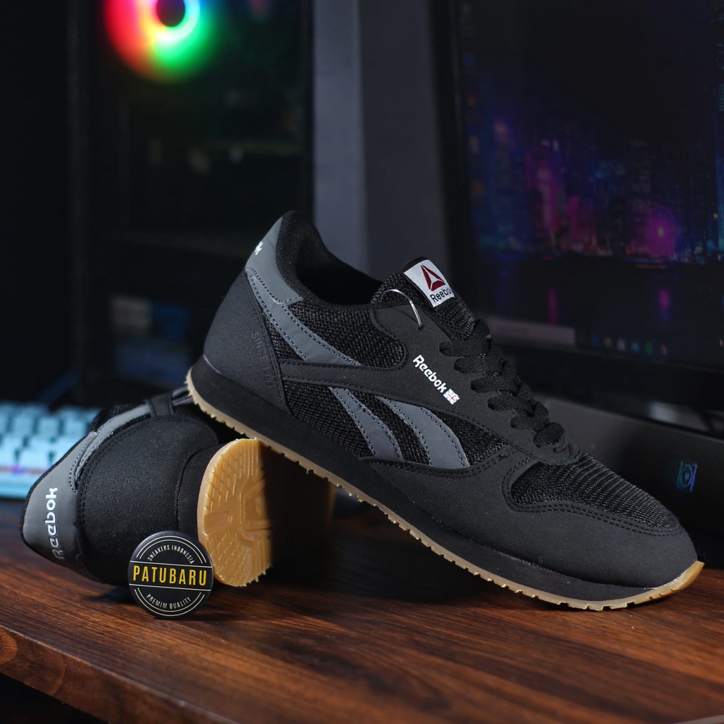 Sepatu Pria Reebok Classics Hitam List Abu Premium Import Vietnam Grade Original