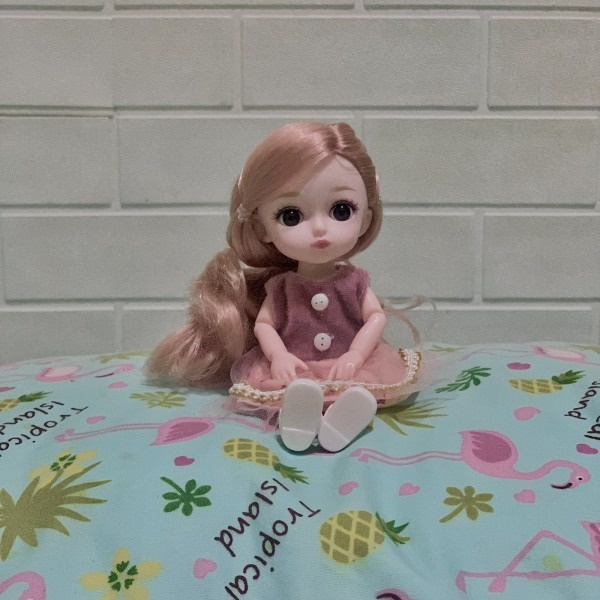 Figure Yibeien Little Princess Korea 16 cm