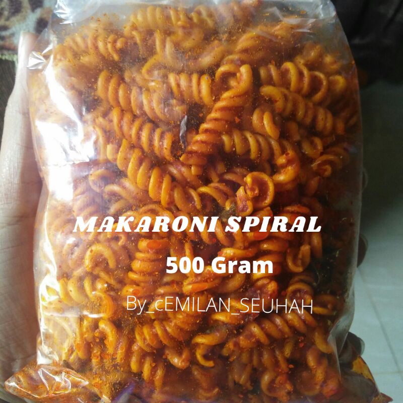 Makaroni spiral Pedas Daun Jeruk Isi 500 gram