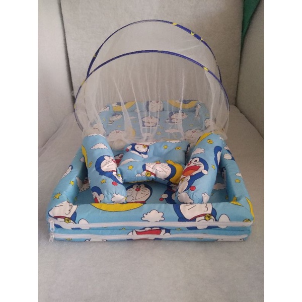 kasur bayi karakter doraemon model kolam set kelambu / beby bed / kasur kelambu bayi