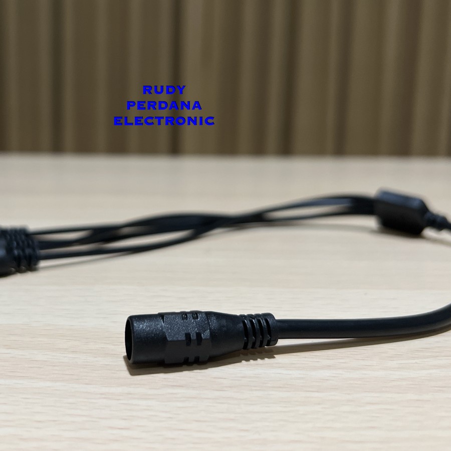 KABEL JACK DC 5.5x2.1 MM FEMALE TO MALE CABANG 4 CUMI SPLITTER 40 CM