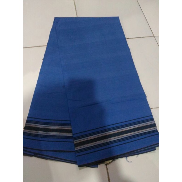 KAIN TENUN LURIK KOMBINASI POLOS TUMPAL