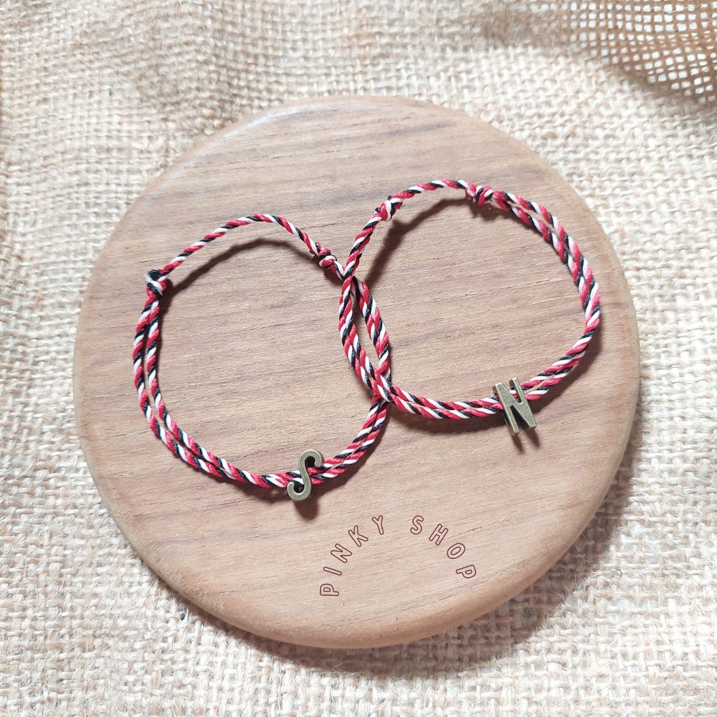 Gelang tridatu inisial huruf bronze