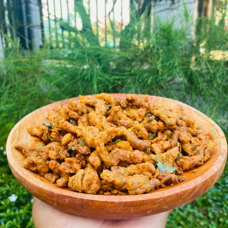 

Kripik Usus Daun Jeruk Renyah dan Gurih