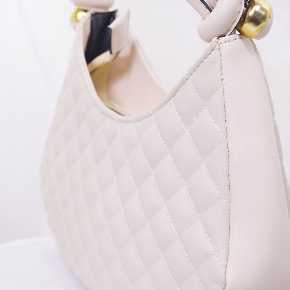 Bernx's Shoes - Clarisa Tas Wanita Tas Selempang Sling Bag Fashion Wanita Shoulder Bag