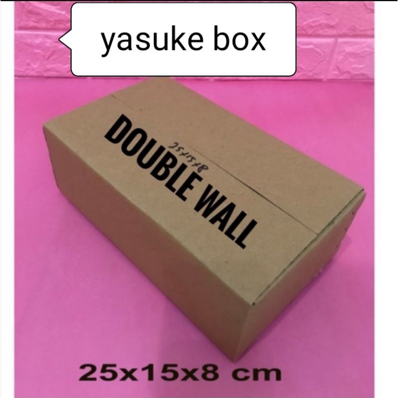 

dus UK.25x15x8 cm.doble wall luar dalem polos kokoh buat packing.