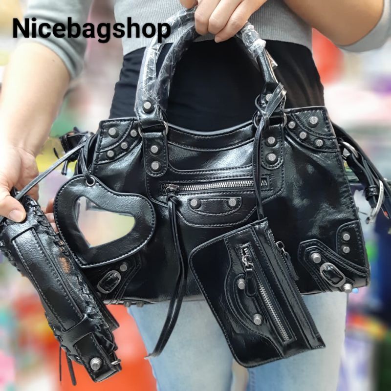 0Balen*ciaga Le Cagole half moon hobo size 32cm Import