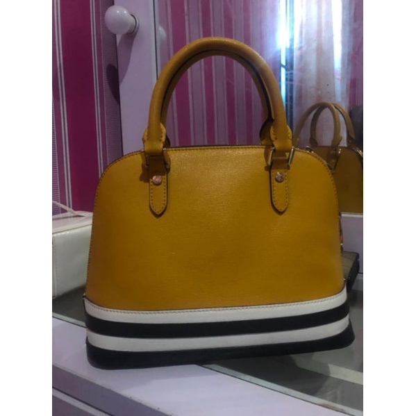 PRELOVED TAS BONIA ORIGINAL 100%