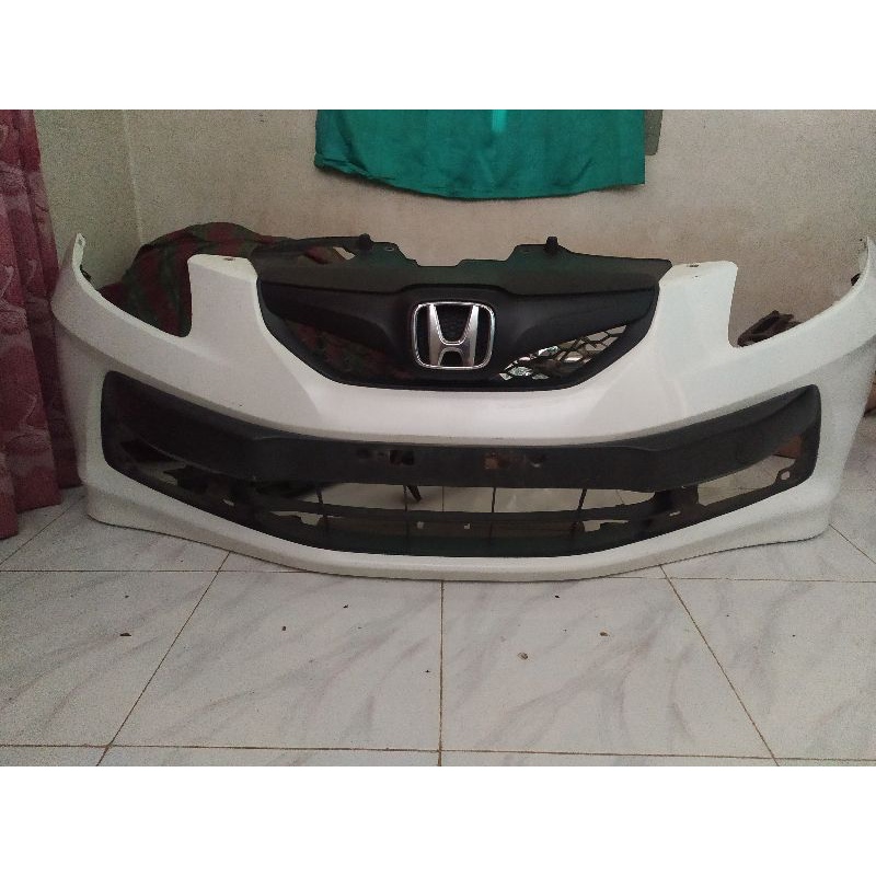 bumper mobil honda Brio 2015