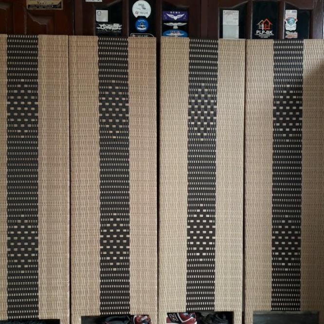 Penyekat Ruangan Partisi Sketsel Rotan Sintetis