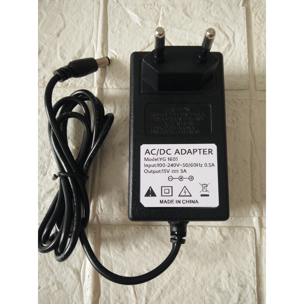 AC/DC ADAPTER 15V 3A Model YG 1601