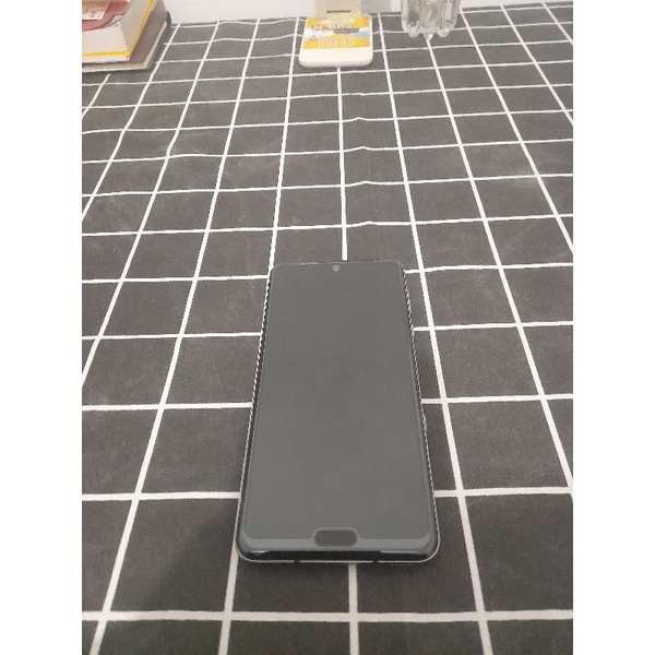 Sharp Aquos R3 Second