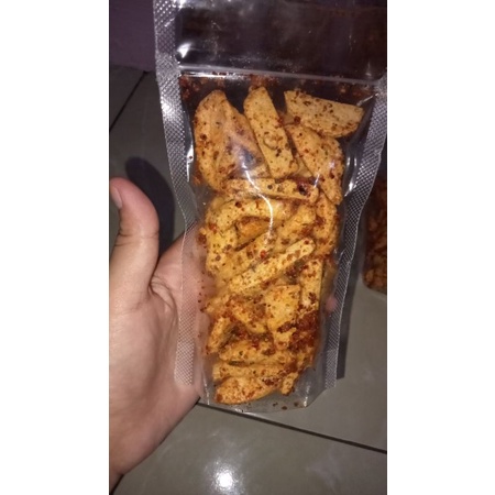 

basreng dan kacang asin