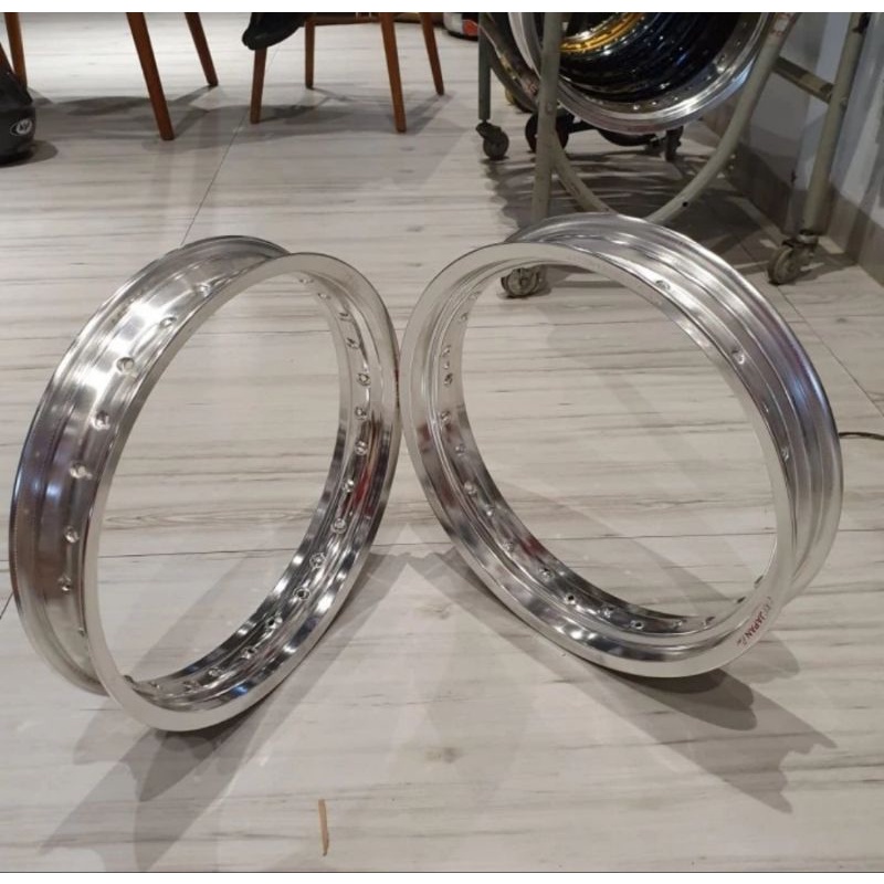 Velg veleg pelek lingkar aloy alloy velek crv 17 250 300 silver excel 28H