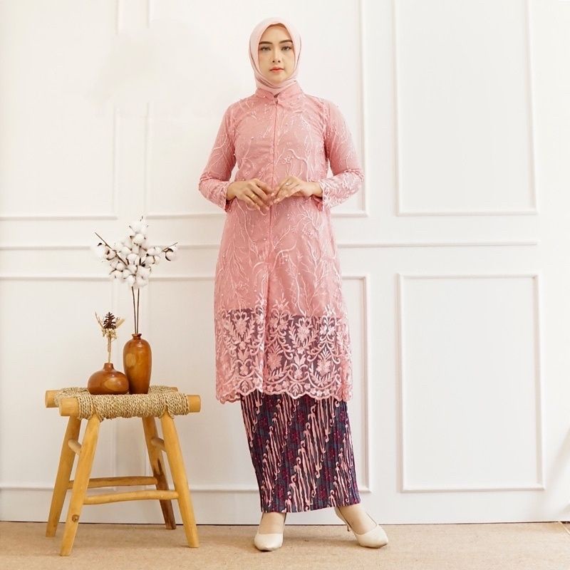 Permata Olshop / Tunik Kebaya Busui Brukat Modern / Kebaya Tunik / Kebaya Brukat / Kebaya Wisuda / Kebaya Kondangan