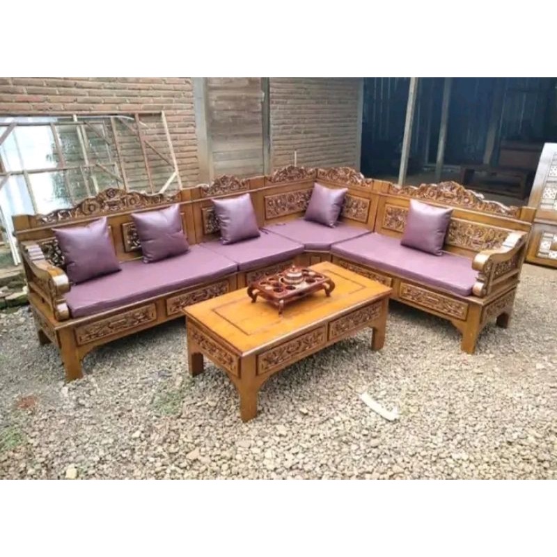 kursi sudut Bagong Rahwana ukir karawang