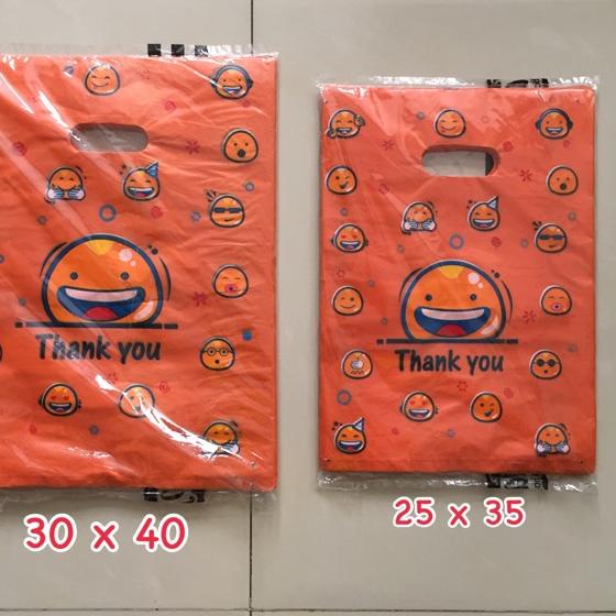 

READY ✅Kantong Plastik Pond Oval Motif Smile / Emoji 25x35|KD9