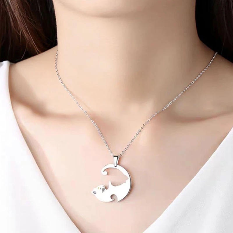 2pcs / Set Kalung Rantai Choker Hias Liontin Hewan Kucing Hati Bahan Stainless Steel Untuk Pasangan