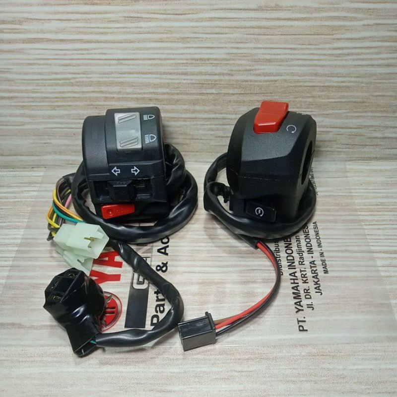 holder saklar kanan dan kiri motor Yamaha Vixion new kabel gas 2
