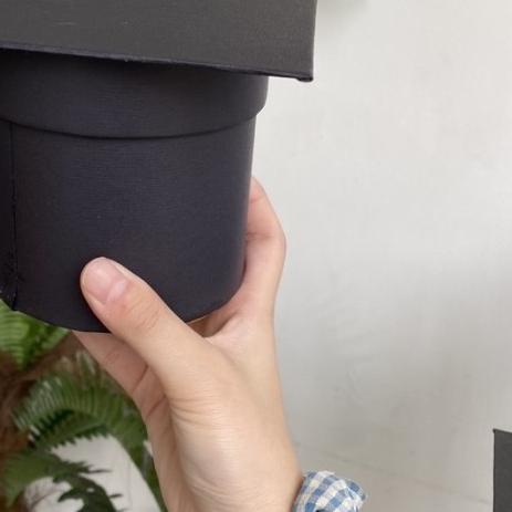 

Bloom Box Topi Wisuda / Graduation Kotak Bunga Bulat - Box 10x10