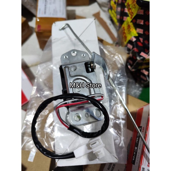 Door Lock bagasi kijang 7k capsul lgx lsx