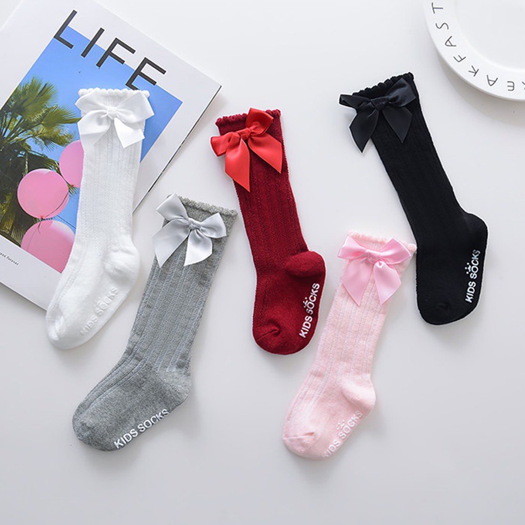 ❤️GTB❤️ Kaos kaki panjang selutut dengan aksen pita, cocok untuk anak perempuan. Kaos kaki R409