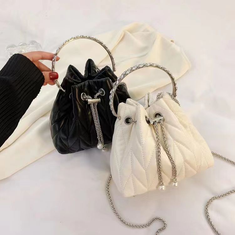 MV_Marvelouz MV804556 Tas SELEMPANG Bucket Serut Wanita Cantik Tali Rantai terbaru 1kg bisa 2 tas supplier tas import EL 4556 LT2143 CR7879 BQ3574 GT2018