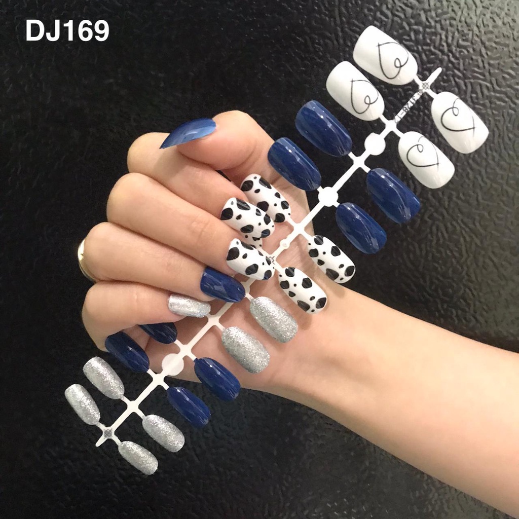 24Pcs Kuku Palsu Murah Motif DJ169/ Fake Nails Motif Gliter Glossy Nude / Nail Art Kuku Palsu