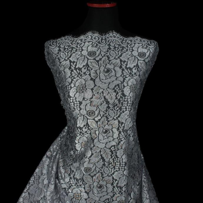 Brokat Perancis Exclusive Motif Bunga Mawar (Abu Muda) (Alta Moda)*