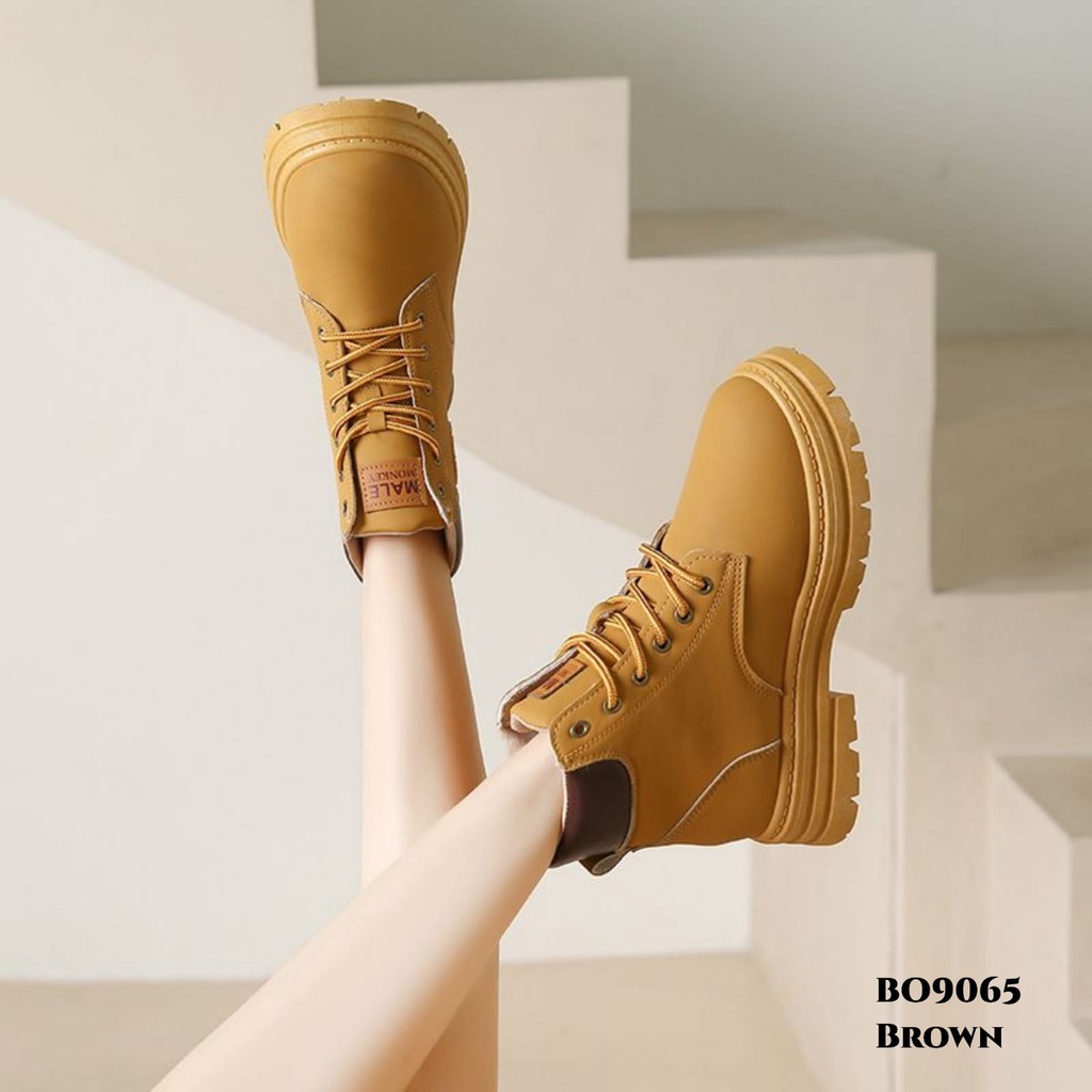 WYN SEPATU BOOTS FASHION KOREA BO9065