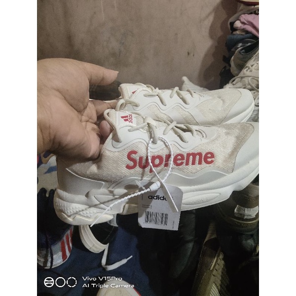 Adidas Ozweego putih