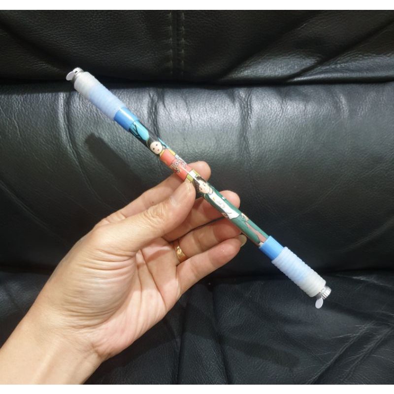 LED SQUID GAME SPINNING PEN / PEN PUTAR / PEN AJAIB / PEN ANTI STRESS / PEN BALANCE BISA PILIH WARNA