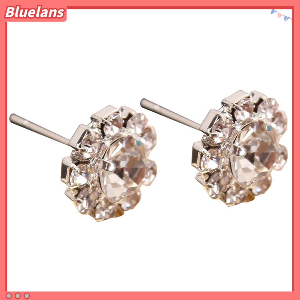 Bluelans 1 Pair Ear Stud Rhinestone Charming Alloy Flower Shaped Elegant Earrings for Women