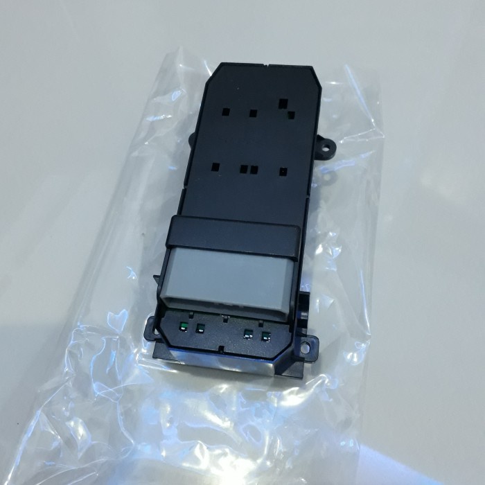 saklar power window jazz rs, crv gen 3, mobilio, brv .
