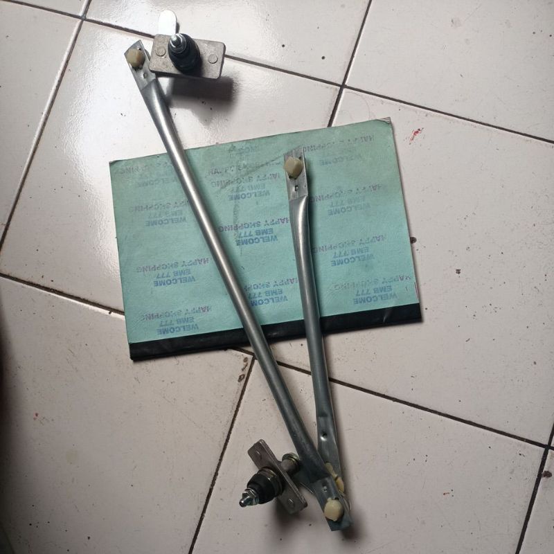 WIPER LINK ASSY MITSUBISHI PS100 PS 100 TAIWAN ASLI
