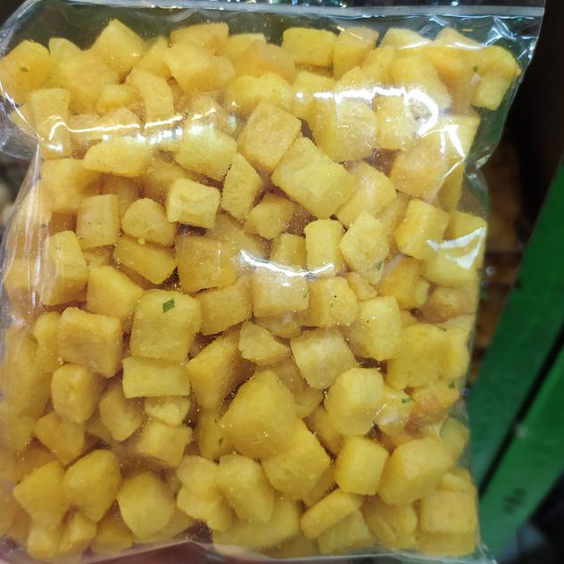 

Diminati--DAKA DAKA SINGKONG GANEPO berat 250GR SINGKONG KOTAK KUNING RENYAH