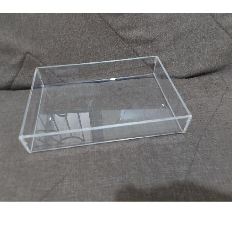 

Terbaru kotak akrilik 30x23x4