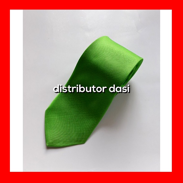 Dasi Panjang Salur Halus Warna Hijau Terang 3 Inch 8 cm