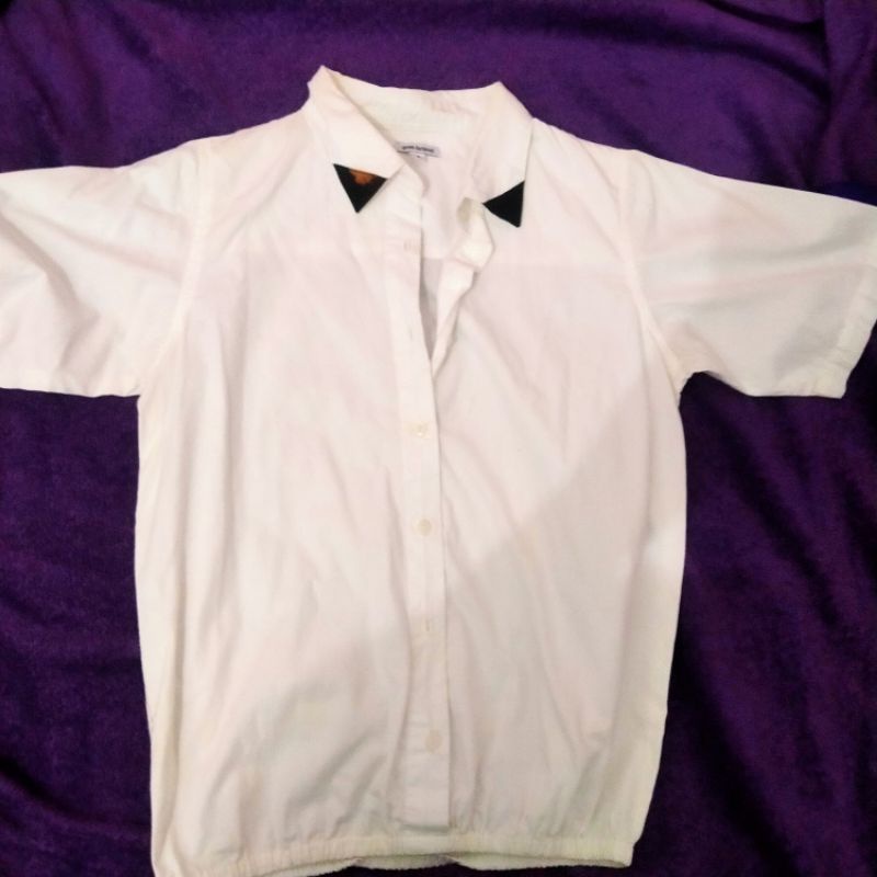 PRELOVED KEMEJA PUTIH KULIAH KERJA BRAND LENGAN PENDEK THRIFT