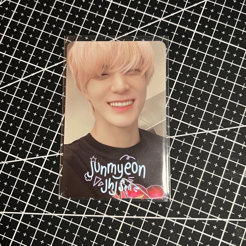 [BOOKED] jeno t-shirt glitch mode pop up store nyengir pc photocard
