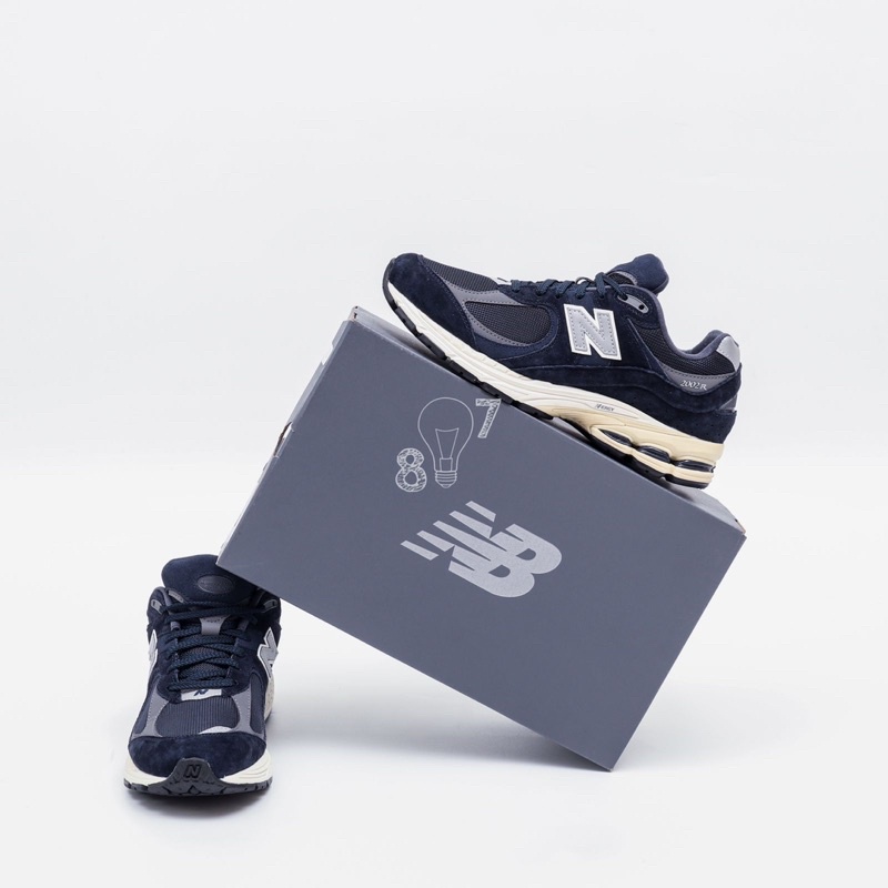 New Balance 2002R Navy