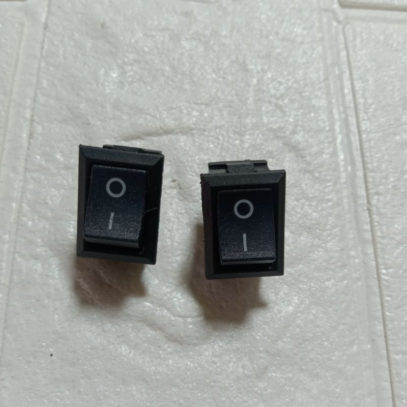 SAKLAR SWITH HITAM MERAH 2 KAKI 2 PIN ON-OFF