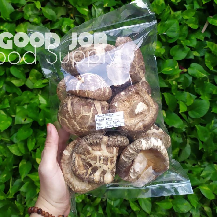 

Diskon✔️Jamur Shitake Kering 250gr - Dry Hioko - Jamur Xiangku - Jamur Jengkol|KD7