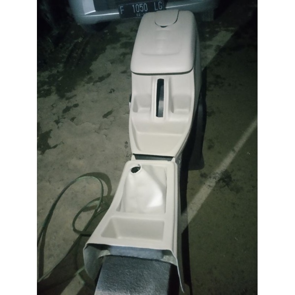 Console Box / KIJANG NEW KAPSUL / LGX / SSX / SGX / LSX / KRISTA / 97 - 2004 / MOTIF POLOS CREAM